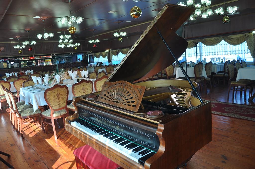 Hotel Brod Panini Veles Ngoại thất bức ảnh