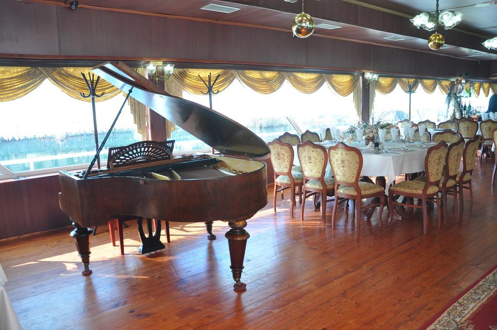 Hotel Brod Panini Veles Ngoại thất bức ảnh