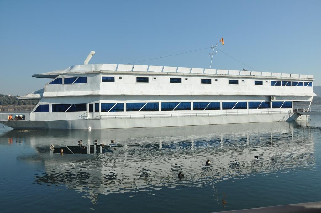 Hotel Brod Panini Veles Ngoại thất bức ảnh